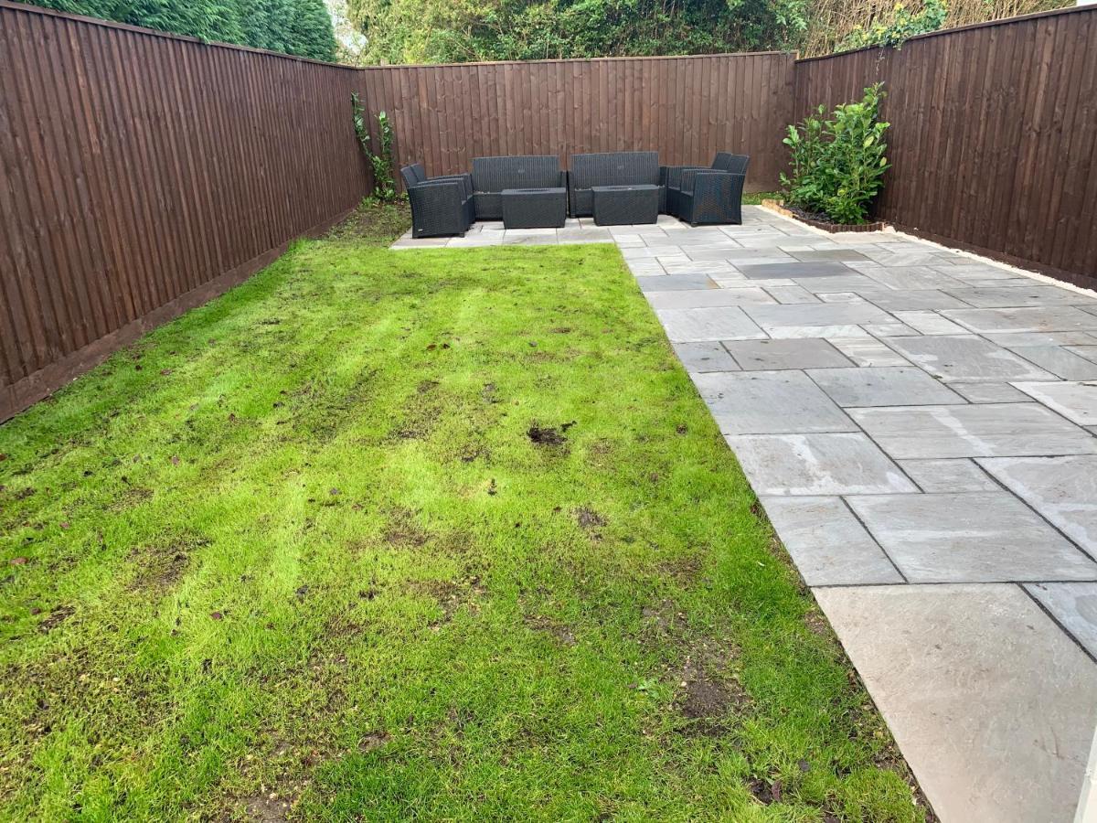 Fantastic Villa Bournemouth - Spa, Parking, Garden Екстер'єр фото
